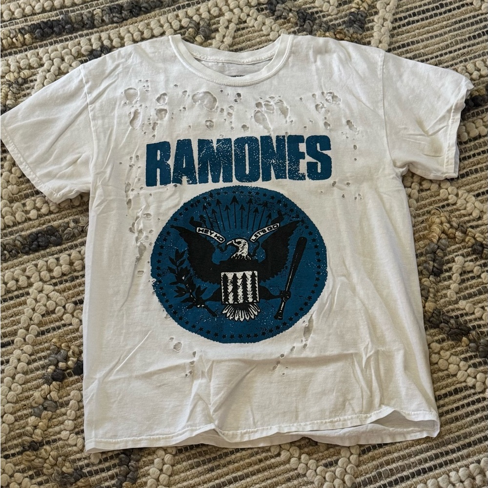 Ramones Distressed Graphic Band Tee